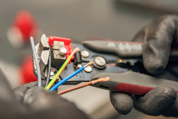 Best Affordable Emergency Electrician  in Woodland Hills, UT